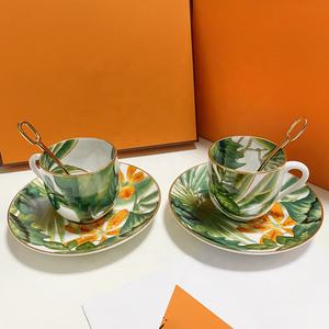 Neues Produkt 2-teiliges Keramik-Kaffeeservice Luxuriöses Bananenmuster Kaffee- und Teetassen aus Porzellan mit Untertassen - Product Image 1