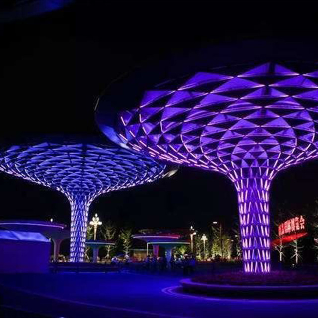 Custom Giant RGB LED Motif Light Tower for Outdoor Festivals City Square & Mall Decorations IP65 Landscape Lighting
