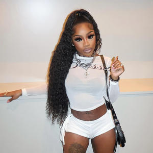 Conjunto de Dos Piezas para <span class=keywords><strong>Mujer</strong></span> C0967: Camiseta de Manga Larga con Cuello Redondo y Estampado de Letras, y Pantalones Cortos Ajustados de Malla - Product Image 4