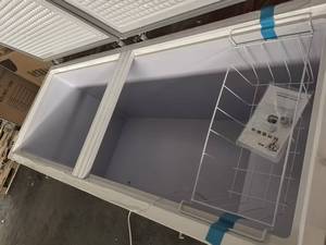 Congelatore Commerciale a Porta Singola con Capacità di 48 Pollici, Raffreddamento a Ventola, No Frost, Controllo Digitale della Temperatura - Product Image 5