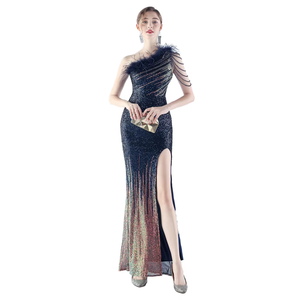 Flowing Evening Gowns - Elegant Floor-Length Party Dresses