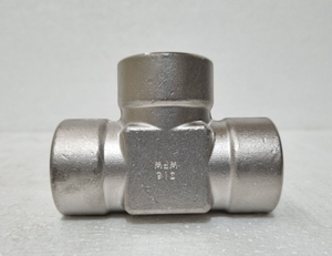 SS-8-T-10K-SG 1/2 NPT Dickwandiges Innengewinde-T-Stück 10.000 PSI - Product Image 2