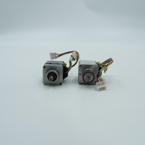 Moteur articulé universel pour robot industriel A-B-B Yumi IRB14000 & IRB14050, référence 3HAC036950-001, en acier et cuivre, pour l'automatisation - Product Image 6