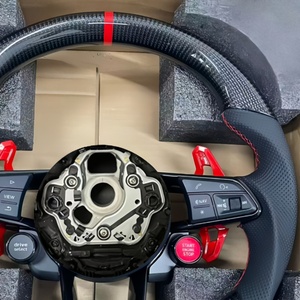 Volant personnalisé en fibre de carbone véritable avec palettes de changement de vitesse rouges pour <span class=keywords><strong>Audi</strong></span> A3 8V A4 B9 A6 C8 Q5 Q7 A6 C7 B8 A5 <span class=keywords><strong>2021</strong></span> - Product Image 3