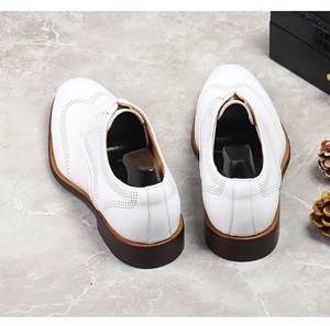 Chaussures décontractées en cuir de vachette pleine fleur de haute qualité pour l'automne, design respirant avec semelle à picots - Product Image 2