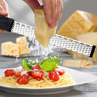 Rallador de Cocina Multiusos Largo para Queso, Verduras, Jengibre, Ajo, Nuez Moscada, Cítricos, Limón, Naranja, Chocolate y Frutas