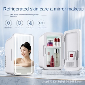<span class=keywords><strong>Mini</strong></span> Refrigerador Cosmético de Doble Voltaje y Temperatura Constante <span class=keywords><strong>para</strong></span> el Cuidado Facial y Belleza - Product Image 2