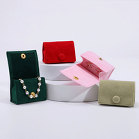 Boîte à bagues mini transfrontalière en velours, sac de rangement pour bijoux, boîte de rangement pour bagues et boucles d'oreilles pour couple, sac à bijoux en stock