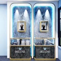Meubles de vitrine pour bijouterie avec comptoirs, panneaux en verre et étagères éclairées pour les magasins de bijoux