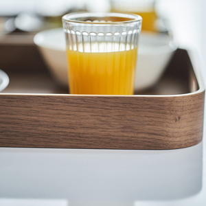 Ensemble de plateaux de service en noyer de 17 x 12 pouces avec poignées, pour lit, table basse, repas, petit-déjeuner, goûter - Product Image 4