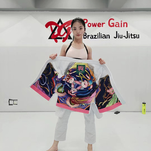 Edizione Limitata "Anno del Coniglio" Gi da Brazilian Jiu-Jitsu (BJJ) Femminile - Product Image 1