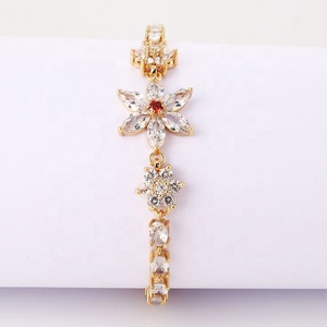 Bracelet tendance en alliage plaqué or 18 carats, forme de fleur, multicolore, serti de zirconiums cubiques, pour femmes, bracelet en cristal incrusté - Product Image 2