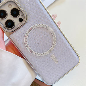 Funda de teléfono móvil con purpurina de la serie Girl para iPhone 16 Plus galvanoplastia magnética dos en una funda de teléfono - Product Image 3