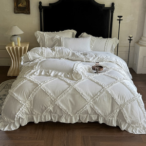 Juego de Ropa de <span class=keywords><strong>Cama</strong></span> de 4 Piezas de <span class=keywords><strong>Algodón</strong></span> Suave al Tacto Estilo Princesa Francesa, Romántico, Grueso, Cálido y Suave, con <span class=keywords><strong>Funda</strong></span> de Edredón de Encaje 3D para Hotel y Hogar - Product Image 2