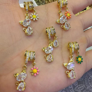 CZ9393 Fashion Big Hole 18k Gold Plated Enamel Cute Cat and Zircon Double Dangle <strong>Charms</strong> Bead Fit for European Style Bracelet - Product Image 4