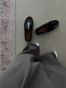 Chaussures habillées décontractées unisexes tendance britanniques avec logo personnalisé, à enfiler, bout rond, style Derby, mocassins pour hommes - Product Image 3
