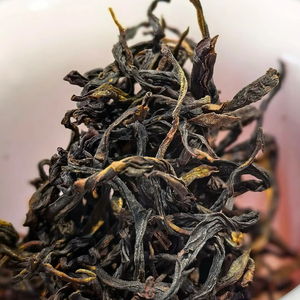 Ya Shi Xiang Northern Fujian Oolong-Qualité supérieure avec notes de chèvrefeuille et d'amande Emballage cadeau amincissant et antioxydant - Product Image 6