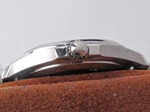 Nuevo Reloj Mecánico Automático de Acero Inoxidable 904L para Hombre, Diseño Vintage Personalizado, Resistente al Agua, con Cristal de Zafiro - Product Image 5