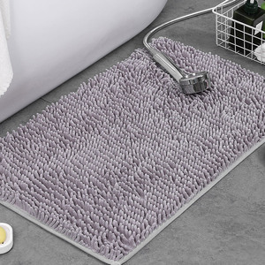 Tapis de bain en chenille personnalisé avec base antidérapante en PVC - Tapis de salle de bain super absorbant pour la douche et les toilettes - Product Image 1