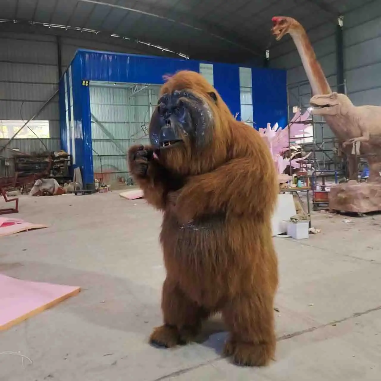 Costume réaliste de gorille de simulation pour parc à thème