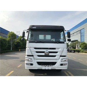 New Design 6x4 <b>10</b> Wheels Sewage Suction Truck Fecal Cargo Truck High Pressure Suction-type Street Sewer Cleaning Truck for Sale - Product Image 2