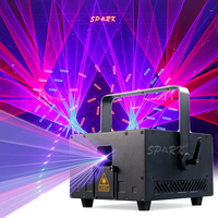 Faisceau de projecteur de ciel de lumière laser professionnel animation d'application RVB équipement de lumières de scène 10w pour discothèque de fête de mariage