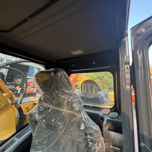 Excavatrice sur chenilles d'occasion Hyundai de 23 tonnes, importée d'origine, puissante, peinture d'origine, pour travaux d'ingénierie - Product Image 4