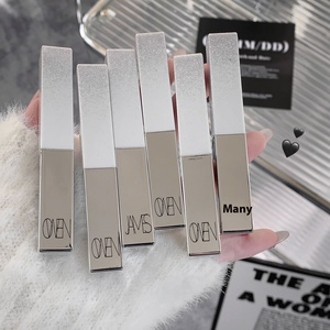 Lápiz Labial Owen James para Mujer en Tubo Pequeño <span class=keywords><strong>Plateado</strong></span>, Acabado Mate Terciopelo, No se Desvanece Fácilmente, para Estudiantes, Venta al por Mayor - Product Image 2