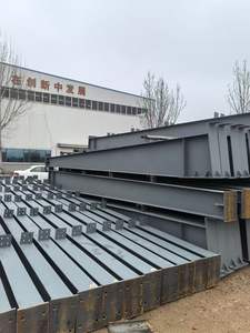 Structure en acier léger facile à assembler, bâtiment préfabriqué en métal, hangar avec murs et toit en panneaux sandwich, entrepôt en structure acier - Product Image 4