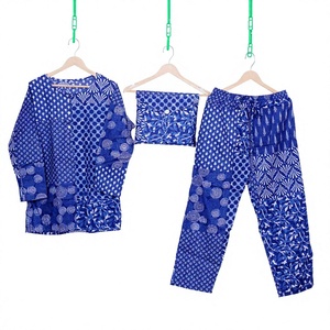 Ventes en gros de pyjamas d'été pour femmes, de luxe, de haute qualité, élégants, doux, respirants, écologiques, 100% coton, à motifs floraux - Product Image 1