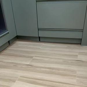 Carrelage en porcelaine mate 200x1000mm, design moderne en longboard pour espaces résidentiels et commerciaux - Product Image 3