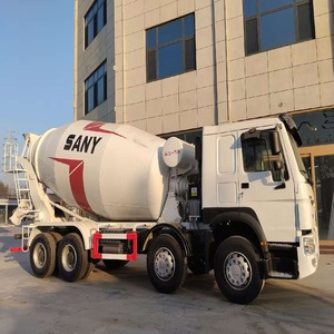Camion malaxeur à béton SANY SINOTRUK HOWO 380HP Moteur diesel Bon état - Product Image 1