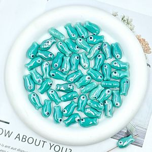 Perles en céramique électroplaquées colorées en forme de <span class=keywords><strong>petits</strong></span> <span class=keywords><strong>poissons</strong></span>, faites à la main, pour bijoux DIY, accessoires de bracelet, vente chaude - Product Image 3