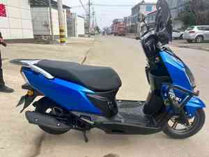 <span class=keywords><strong>Scooter</strong></span> <span class=keywords><strong>Suzuki</strong></span> UY125 125cc à refroidissement par air EFI - Product Image 3