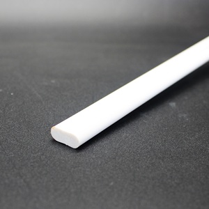 <span class=keywords><strong>Barre</strong></span> de lest inférieure en plastique blanc <span class=keywords><strong>pour</strong></span> rideaux, vente en gros d'usine, taille personnalisée <span class=keywords><strong>pour</strong></span> stores romains et pièces de stores enrouleurs - Product Image 2