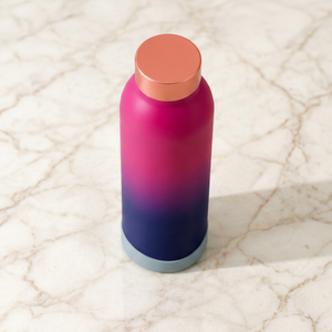 Bouteille d'eau en cuivre pur dégradé rose-violet pour les bienfaits ayurvédiques, fabriquée à la main, gourde de sport anti-fuite, couleur ombrée - Product Image 1