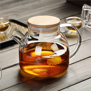 Set <span class=keywords><strong>Classico</strong></span> di Tazze per <span class=keywords><strong>Caffè</strong></span> e Tè in Vetro Trasparente Resistente al Calore con Coperchio in Bambù, Capacità 1000ml/1800ml - Product Image 2