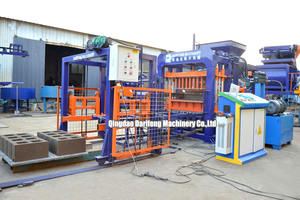 Machine à fabriquer des blocs creux Qt5-15, machine <span class=keywords><strong>de</strong></span> moulage <span class=keywords><strong>de</strong></span> blocs hydraulique entièrement automatique, machine à fabriquer des briques au <span class=keywords><strong>prix</strong></span> d'usine - Product Image 4