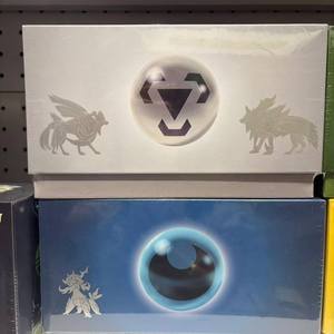 Boîte Cadeau de Classement de Cartes Pokémon TCG en Chinois Simplifié - Énergie Scintillante - Étanche d'Usine - Catégories : Dark, Fighting, <span class=keywords><strong>Steel</strong></span>, Lightning, Grass, Fire - Product Image 2