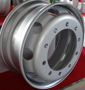 Jante en acier pour camion TNR 17.5x6.75 avec 6/8/10 trous - Product Image 6
