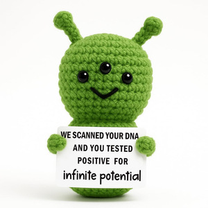 Poupée au crochet unique et décorative faite à la main avec un design de <span class=keywords><strong>fruits</strong></span> et légumes artificiels - Product Image 4