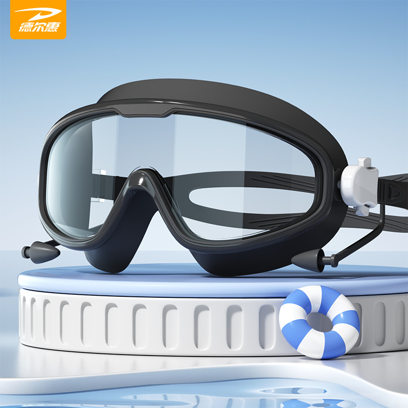 Gafas de natación para adultos en bolsa negra.