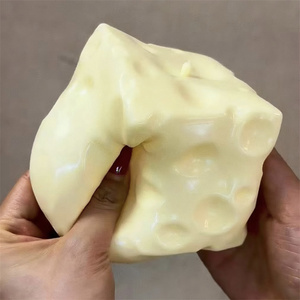Balle anti-stress géante en forme de cube de fromage, jouet sensoriel ASMR non rebondissant, cadeau de festival - Product Image 4