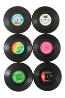 Sous-verres en PVC, lot de 6, sous-verres colorés rétro en forme de disque vinyle pour boissons avec étiquettes amusantes, sous-verres de table pour boissons