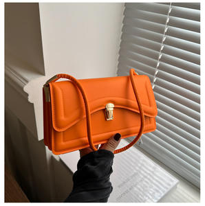 Nuevo diseño PU moda cuadrado bolso de mujer hebilla de Metal estilo Color anillo-enrejado bolso de hombro para mujer - Product Image 4