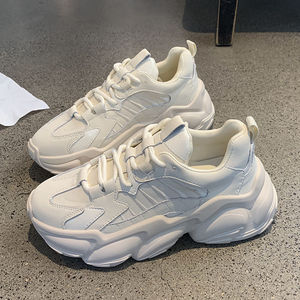 Vente directe d'usine, vente en gros, nouvelle conception, sans marque, logo personnalisé, <span class=keywords><strong>chaussures</strong></span> de sport décontractées pour femmes de haute qualité à <span class=keywords><strong>bon</strong></span> <span class=keywords><strong>prix</strong></span> - Product Image 3