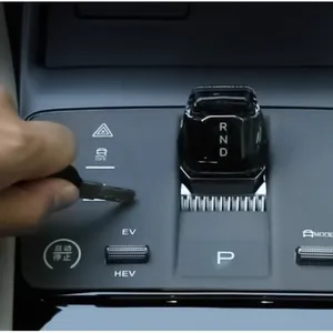 แผ่นรองซิลิโคนคอนโซลกลางสำหรับรถยนต์ BYD Song PLUS EV/DM-i Intelligent Driving รุ่นปี 2025 อุปกรณ์ตกแต่งรถยนต์ - Product Image 6