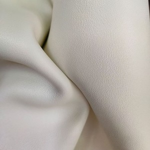 Penjualan Langsung Pabrik Kulit Sapi Asli Bertekstur Anti-Pil dengan Pola Geometris Abstrak Lembaran Besar untuk Furnitur Sofa - Product Image 3