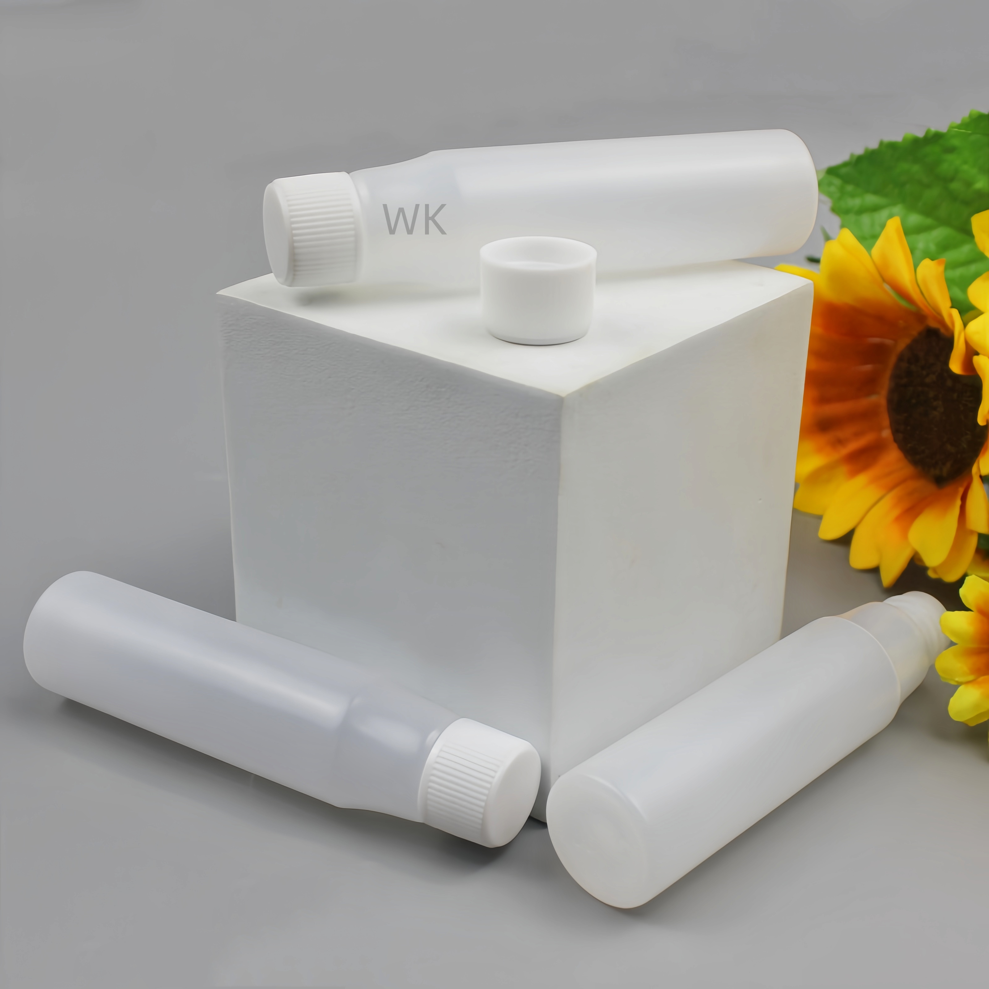 windscreen washer bottle