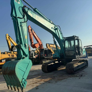 Excavatrice Kobelco SK210 d'occasion pour la construction et les travaux de terrassement en carrière, haute productivité, prête à l'emploi, en bon état - Product Image 1